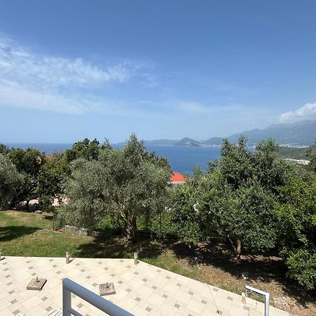 Vila Natalia Apartment Petrovac Екстериор снимка