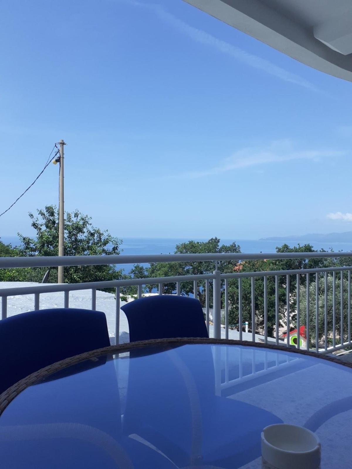 Vila Natalia Apartment Petrovac Екстериор снимка