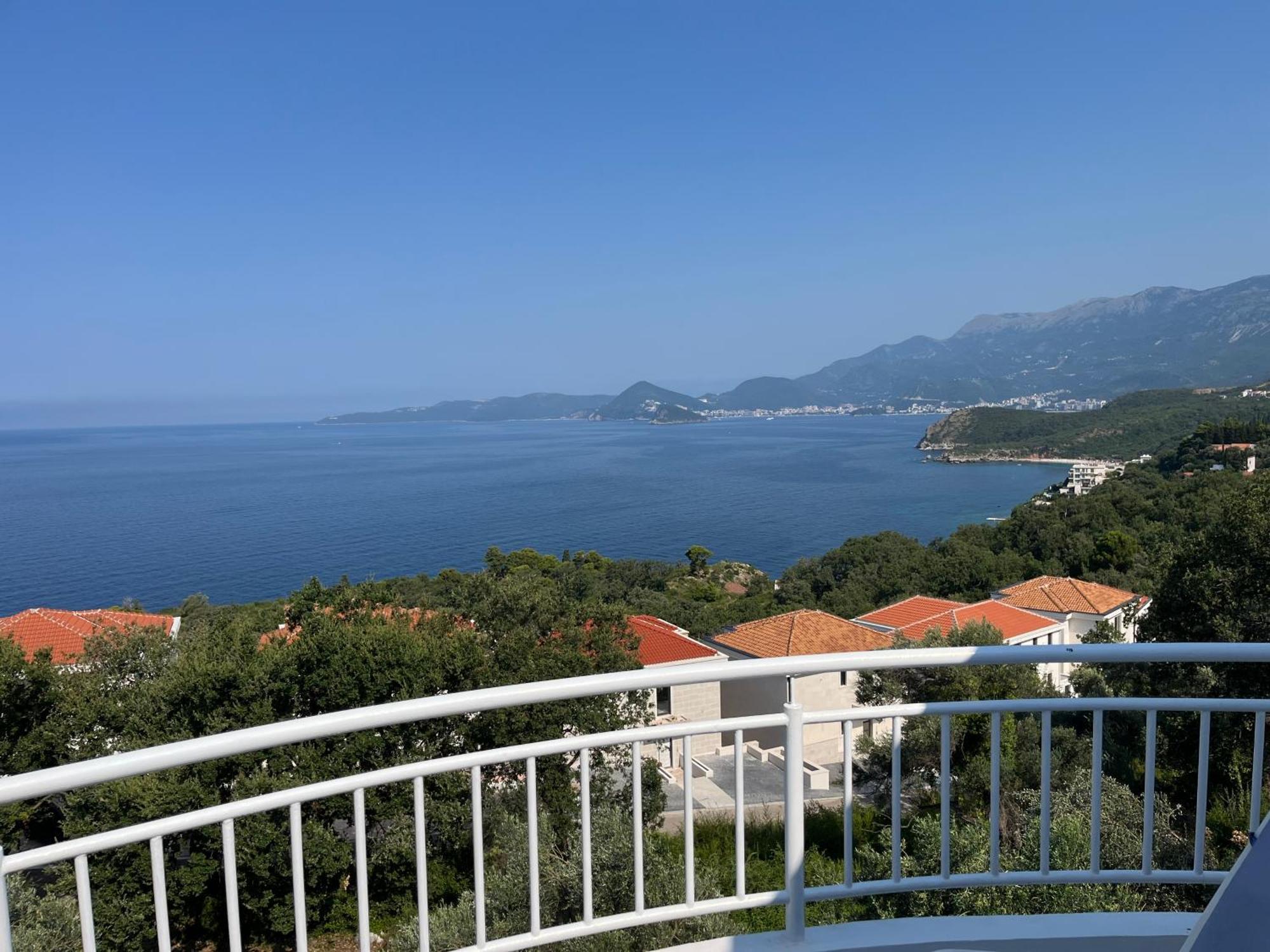 Vila Natalia Apartment Petrovac Екстериор снимка